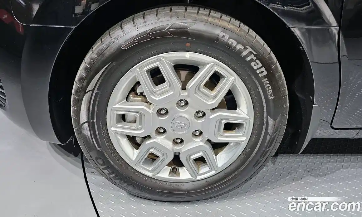 Hyundai Staria 2024 2.2 Автомат в Москве № 756348, фото 5