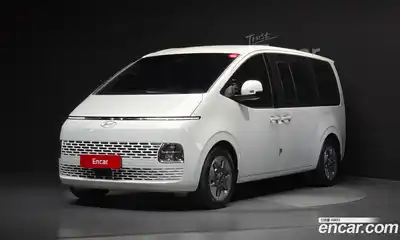 Hyundai Staria, 2025