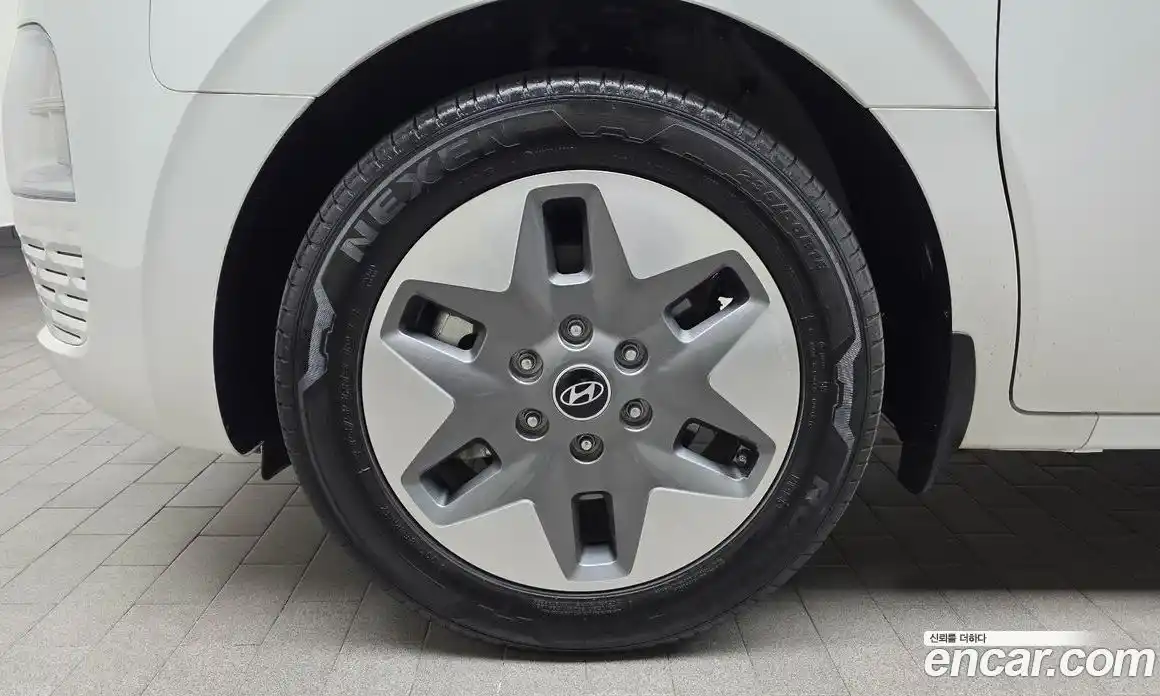 Hyundai Staria 2025 2.2 Автомат в Москве № 756376, фото 5