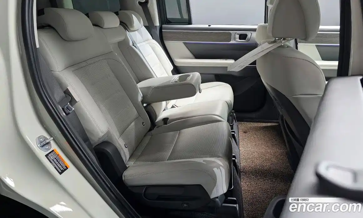 Hyundai Santa Fe 2024 2.5 Автомат в Москве № 756622, фото 13