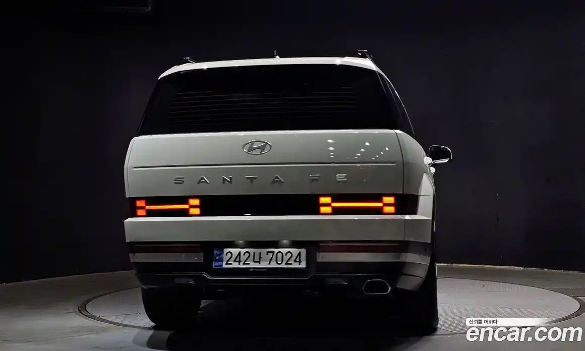 Hyundai Santa Fe 2024 2.5 Автомат в Москве № 756622, фото 4