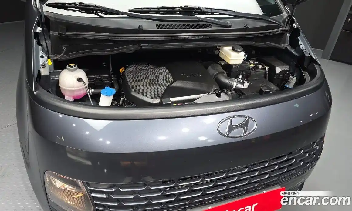 Hyundai Staria 2023 2.2 Автомат в Москве № 756825, фото 6