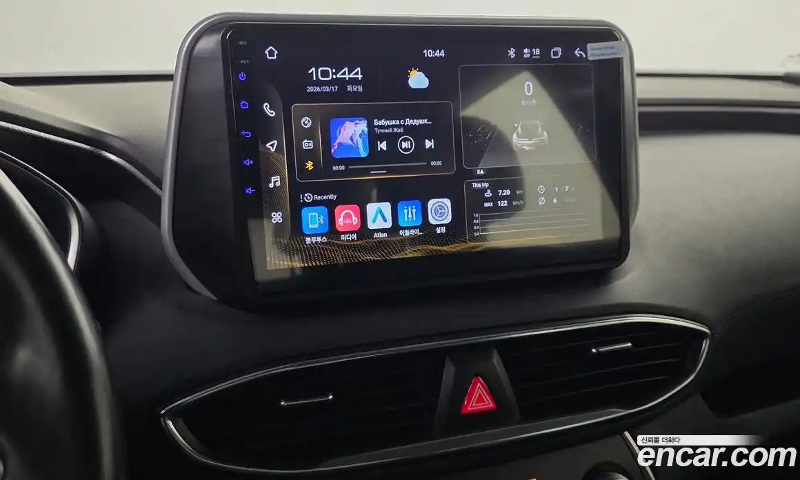 Hyundai Santa Fe 2019 2.0 Автомат в Москве № 756885, фото 14