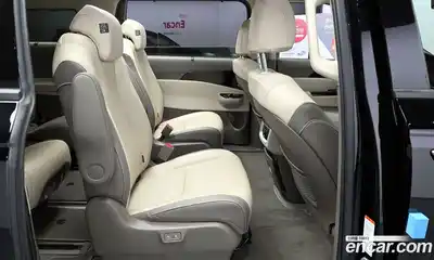 Kia Canival 2023 2.2 Автомат в Москве № 757244, миниатюра 12