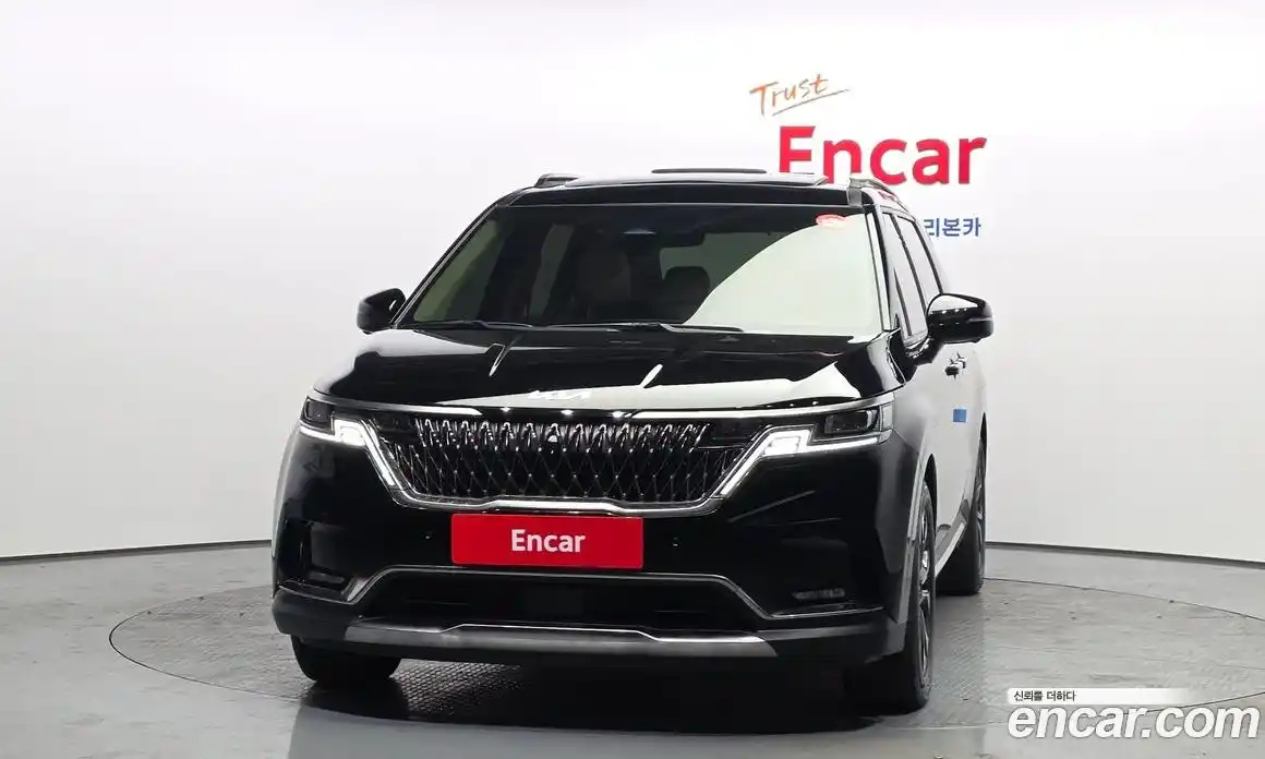 Kia Canival 2023 2.2 Автомат в Москве № 757244, фото 3