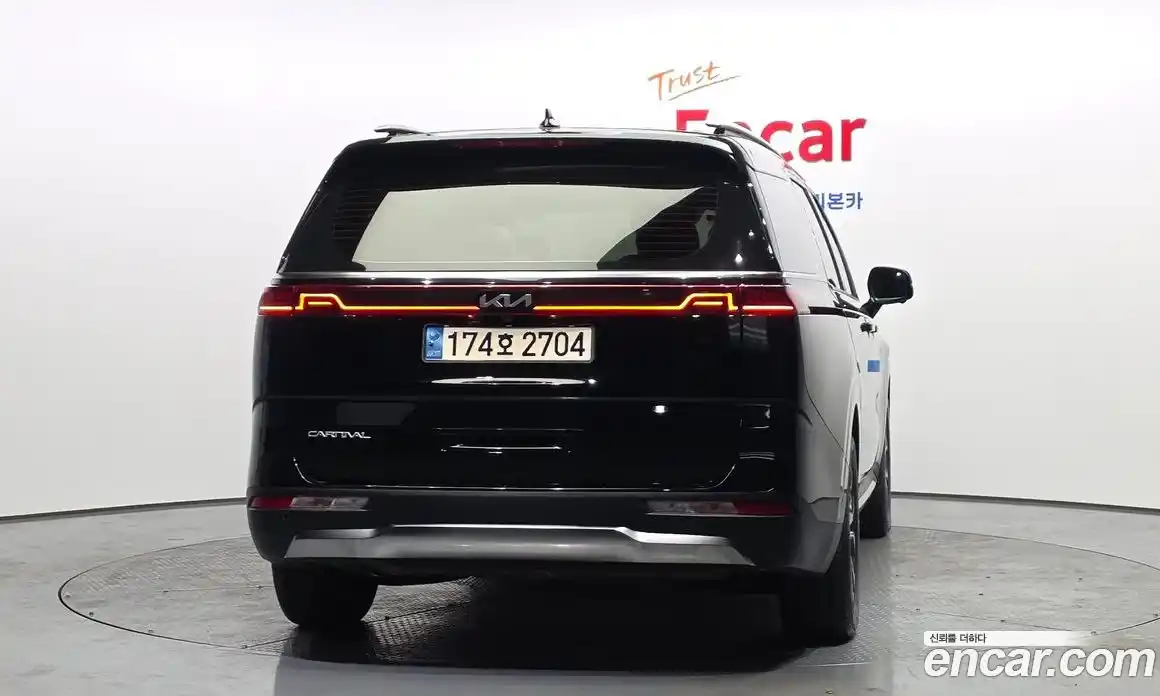 Kia Canival 2023 2.2 Автомат в Москве № 757244, фото 4