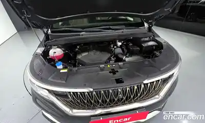 Kia Canival 2023 2.2 Автомат в Москве № 757244, миниатюра 6