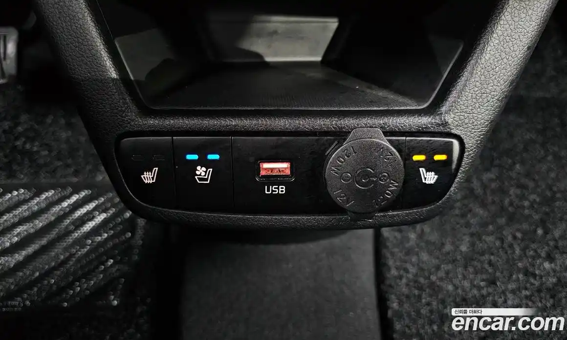 Kia Ray 2023 1.0 Автомат в Москве № 757263, фото 18