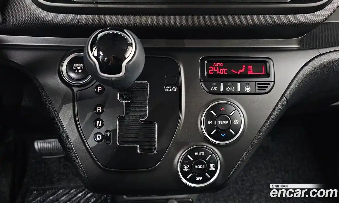 Kia Ray 2023 1.0 Автомат в Москве № 757263, фото 8