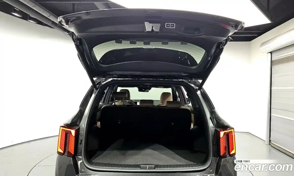 Kia Sorento 2023 1.6 Автомат в Москве № 757327, фото 20