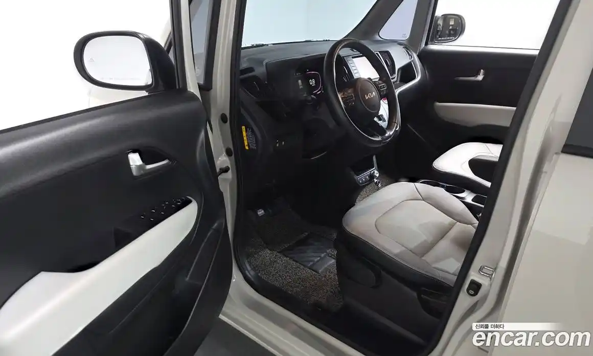 Kia Ray 2024 1.0 Автомат в Москве № 757468, фото 10