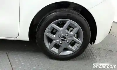 Kia Ray 2024 1.0 Автомат в Москве № 757660, миниатюра 5