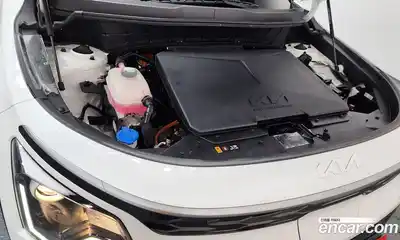 Kia Niro 2022 0.2 Автомат в Москве № 758116, миниатюра 6