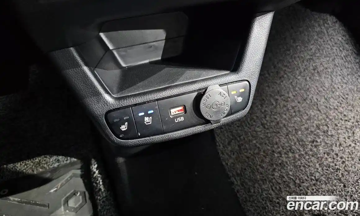 Kia Ray 2023 0.1 Автомат в Москве № 758780, фото 16