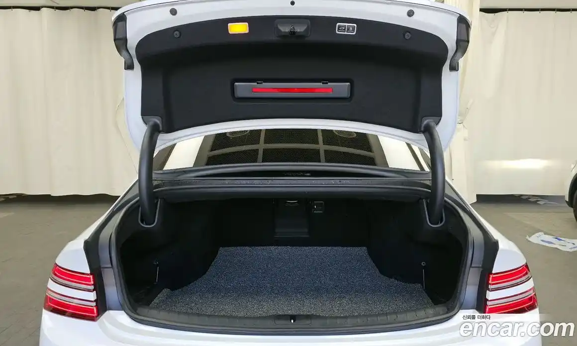 Genesis G80 2024 2.5 Автомат в Москве № 758926, фото 20