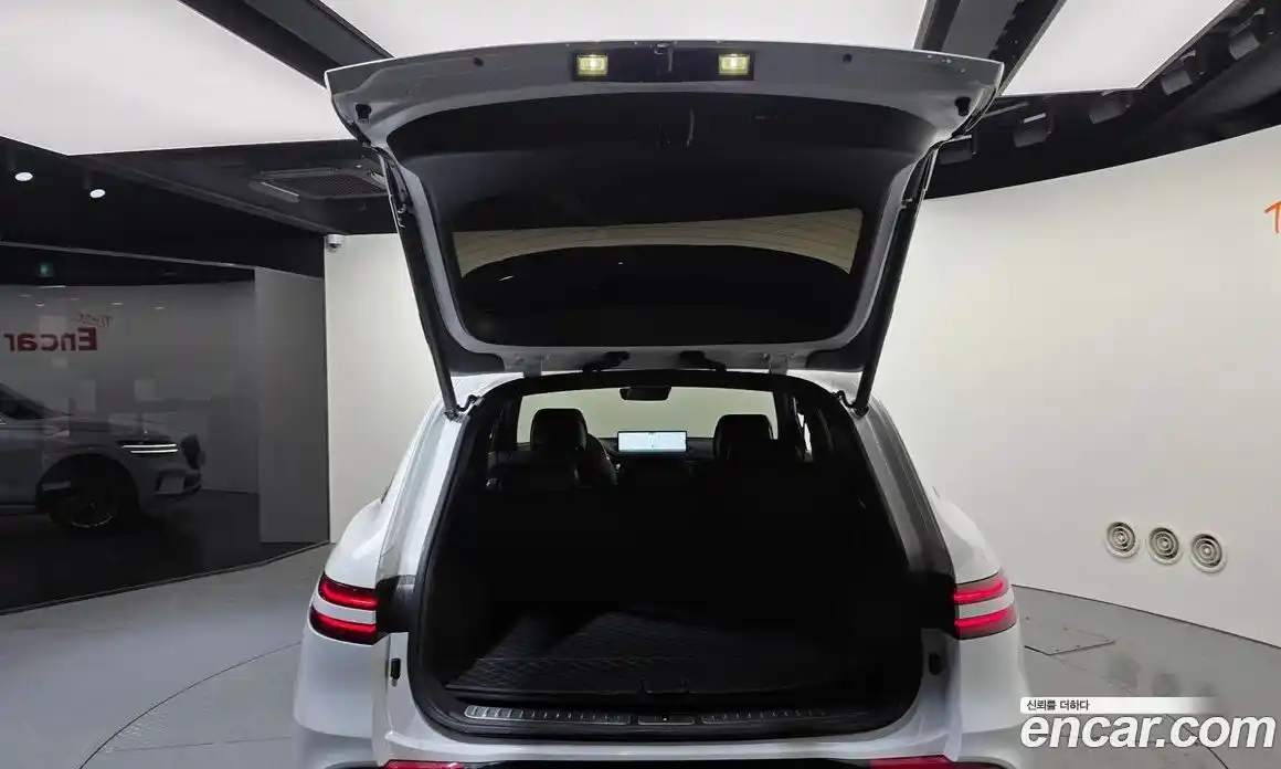 Genesis GV70 2023 2.5 Автомат в Москве № 758944, фото 20