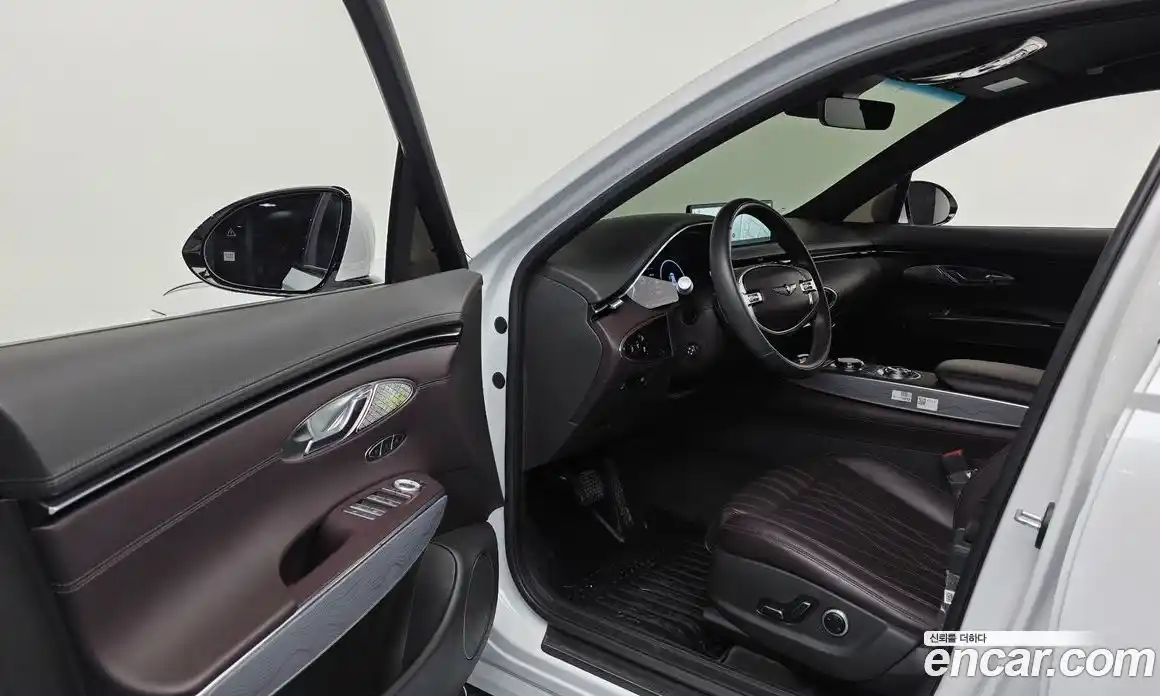 Genesis GV70 2023 2.5 Автомат в Москве № 758944, фото 10