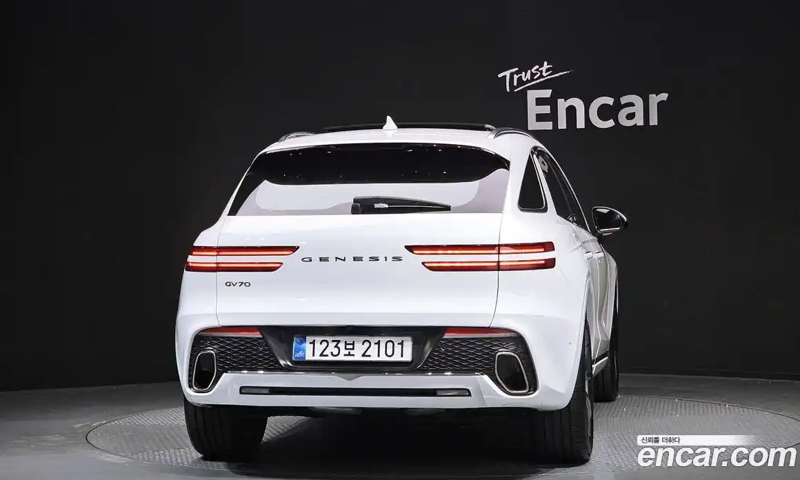 Genesis GV70 2022 2.5 Автомат в Москве № 758953, фото 4