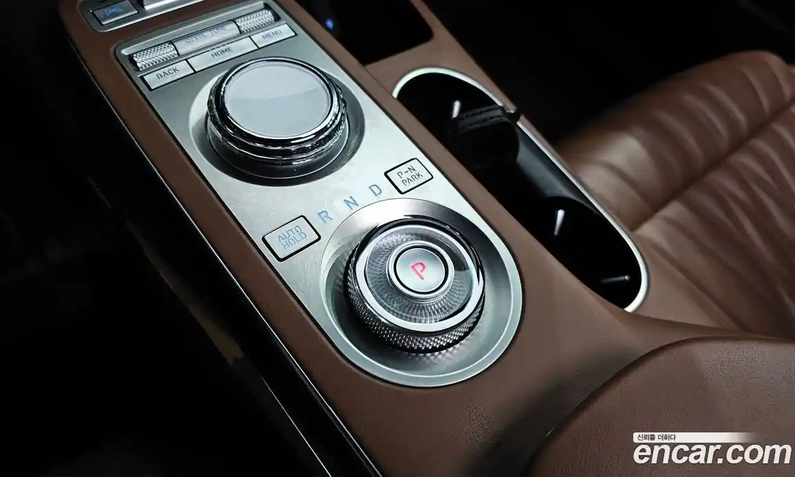 Genesis GV70 2022 2.5 Автомат в Москве № 758953, фото 9