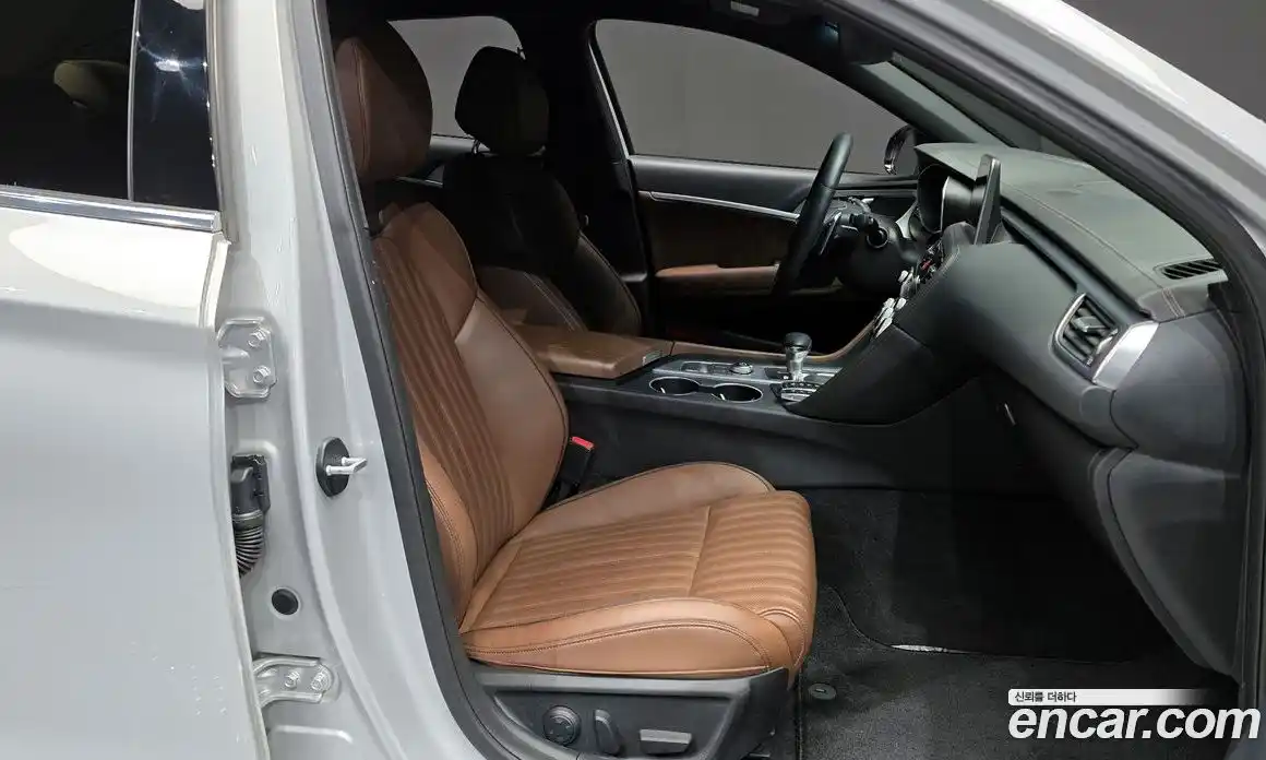 Genesis G70 2019 2.0 Автомат в Москве № 759182, фото 11