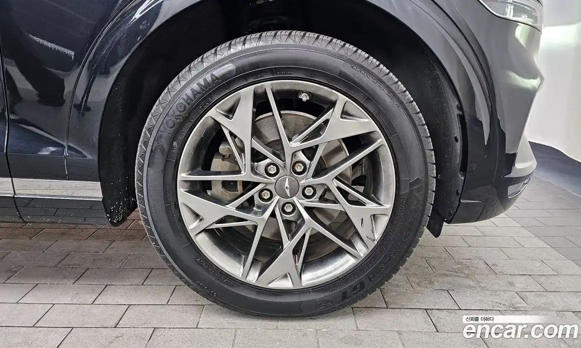 Genesis GV70 2021 2.5 Автомат в Москве № 759392, фото 5