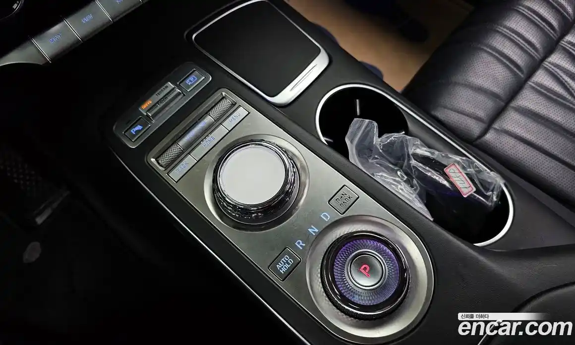 Genesis GV70 2021 2.5 Автомат в Москве № 759392, фото 9