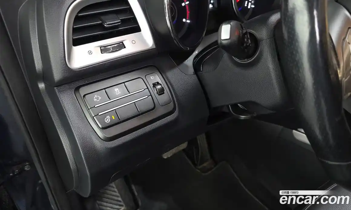 SsangYong TIBOLI 2015 1.6 Автомат в Москве № 759830, фото 14