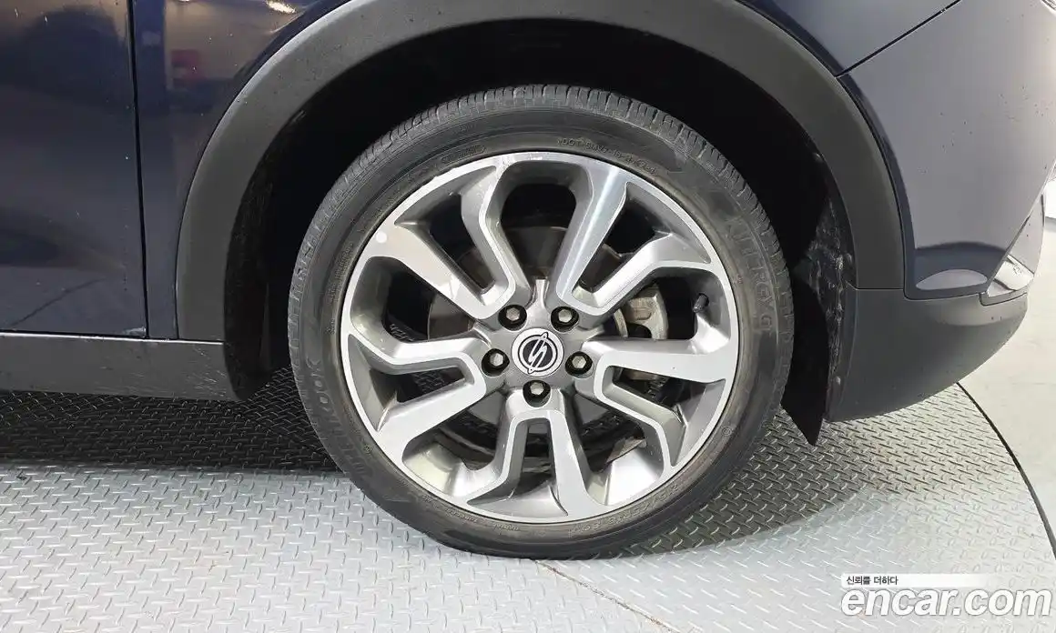 SsangYong TIBOLI 2015 1.6 Автомат в Москве № 759830, фото 5