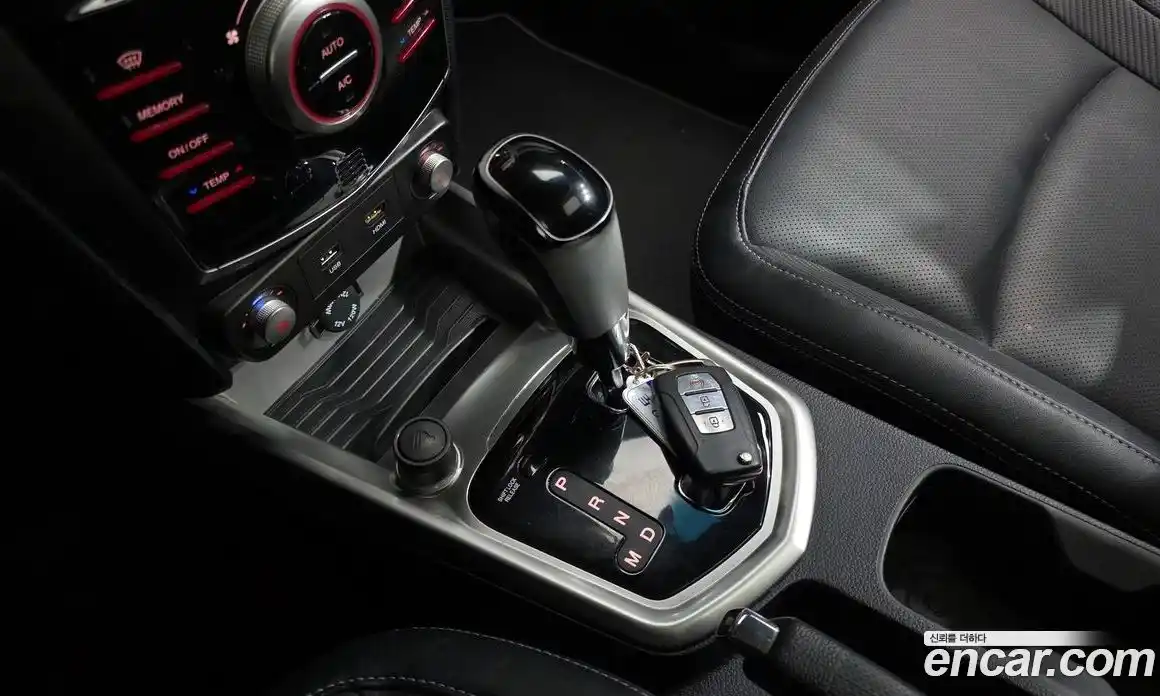 SsangYong TIBOLI 2015 1.6 Автомат в Москве № 759830, фото 9