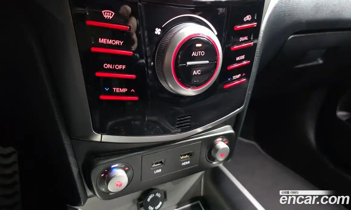 SsangYong TIBOLI 2016 1.6 Автомат в Москве № 759996, фото 16