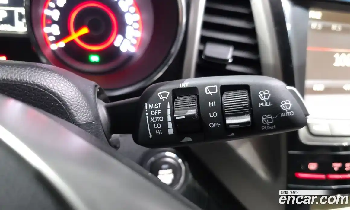 SsangYong TIBOLI 2016 1.6 Автомат в Москве № 759996, фото 17