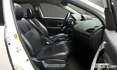 Renault SM3 2010 1.6 гидро в Москве № 760451, миниатюра 11