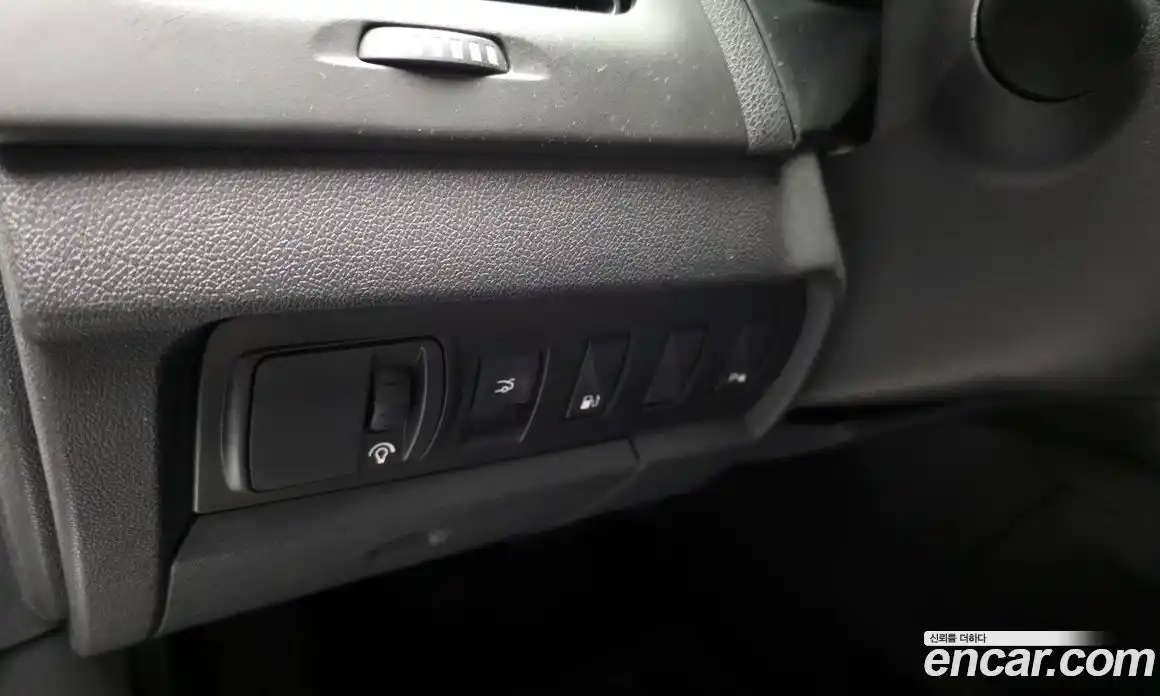 Renault SM3 2010 1.6 гидро в Москве № 760451, фото 19