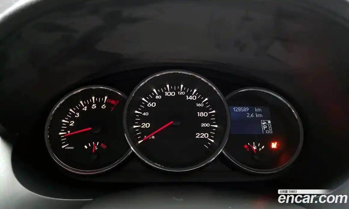 Renault SM3 2010 1.6 гидро в Москве № 760451, фото 8