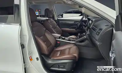 Renault QM6 2018 2.0 Автомат в Москве № 760472, миниатюра 10