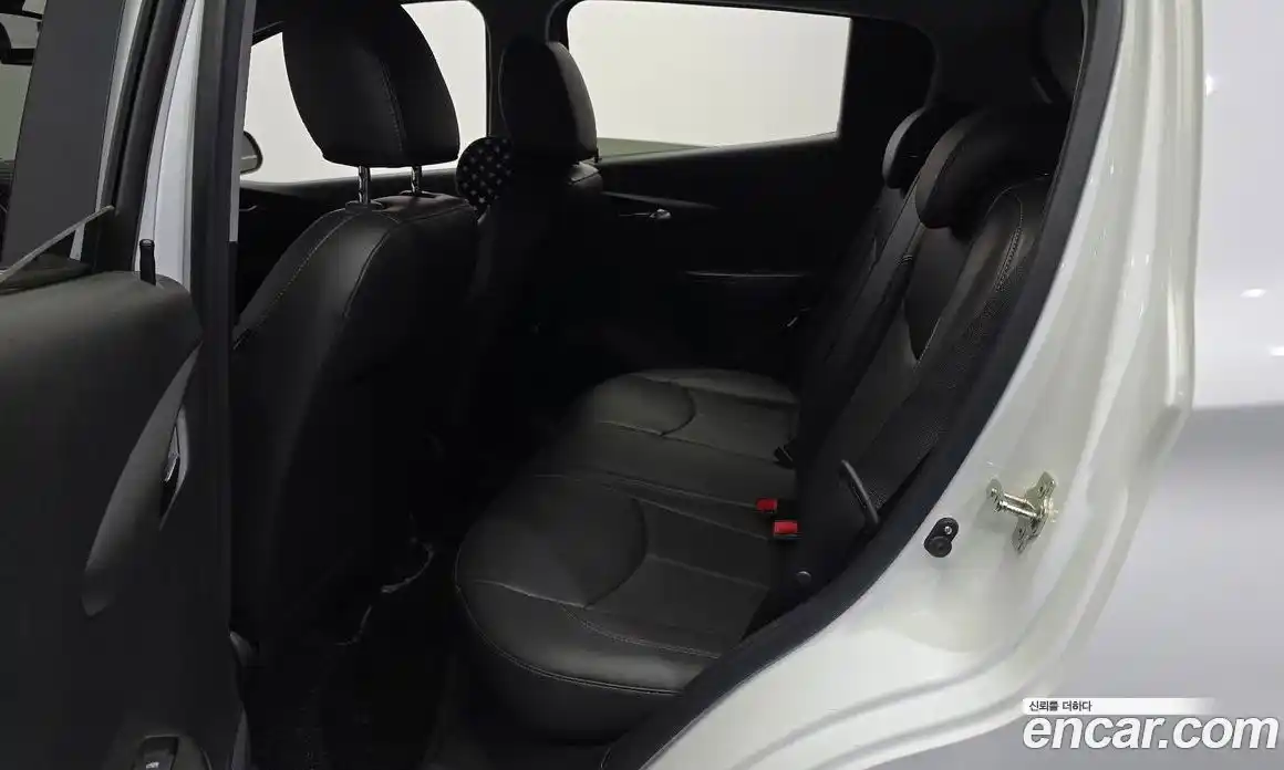 Chevrolet Spark 2016 1.0 Автомат в Москве № 760992, фото 11