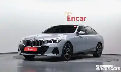 BMW 5-Series, 2025