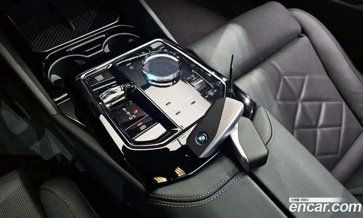 BMW 5-Series 2025 2.0 Автомат в Москве № 762286, фото 9