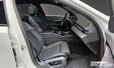 BMW 5-Series 2025 2.0 Автомат в Москве № 762286, миниатюра 10