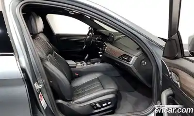 BMW 5-Series 2017 2.0 Автомат в Москве № 762956, миниатюра 11