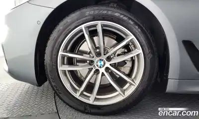 BMW 5-Series 2017 2.0 Автомат в Москве № 762956, миниатюра 5