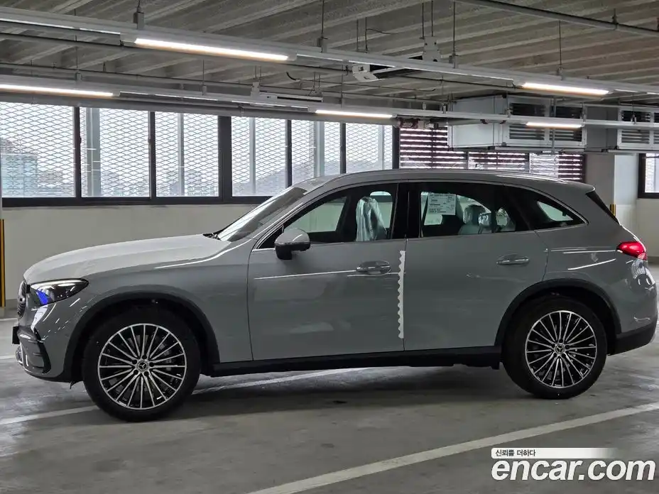 Mercedes-Benz GLC-Class 2026 2.0 Автомат в Москве № 763553, фото 4