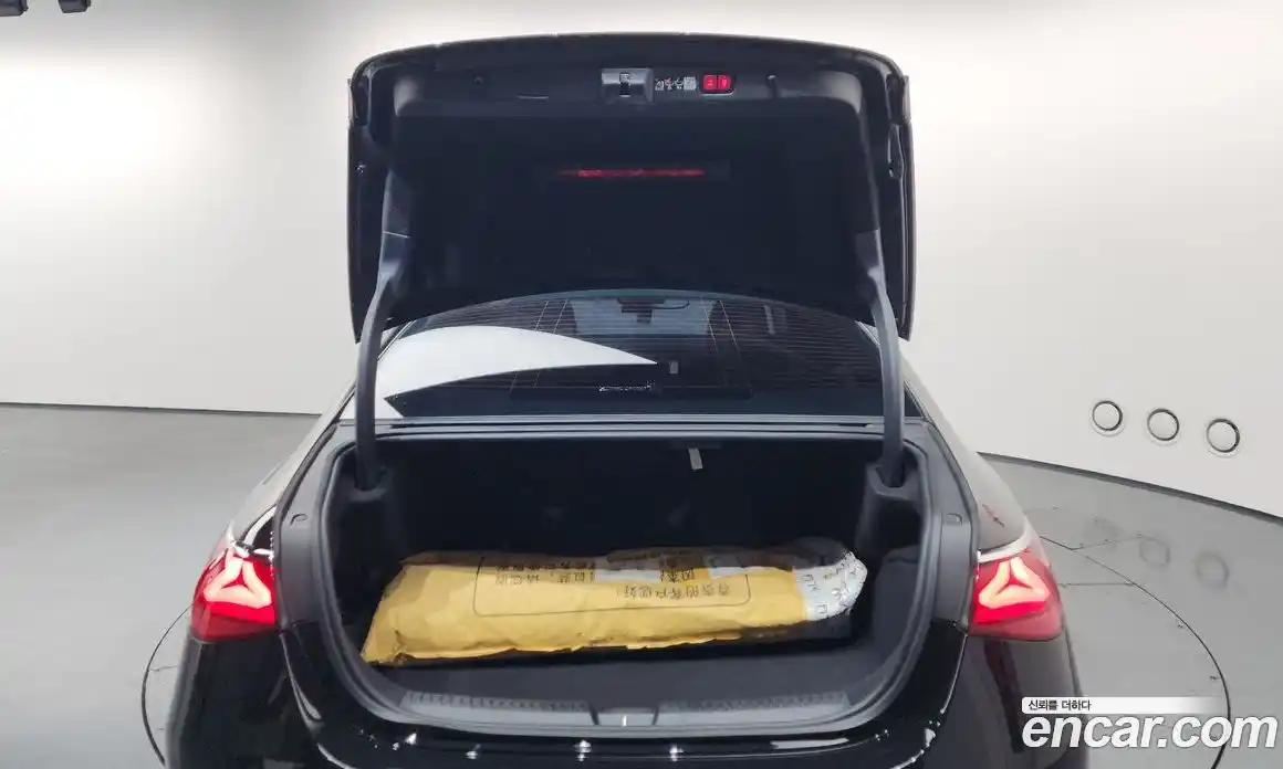 Mercedes-Benz E-Class 2025 2.0 Автомат в Москве № 763635, фото 20