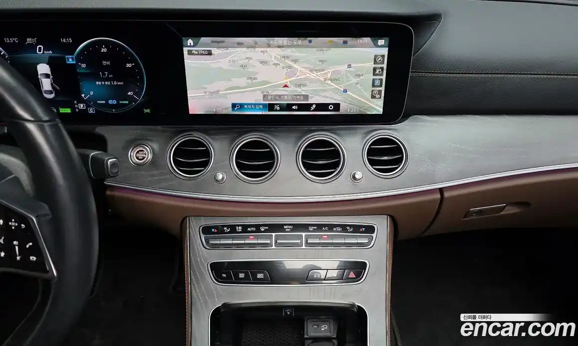 Mercedes-Benz E-Class 2022 2.0 Автомат в Москве № 764309, фото 15