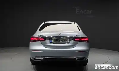 Mercedes-Benz E-Class 2022 2.0 Автомат в Москве № 764309, миниатюра 4