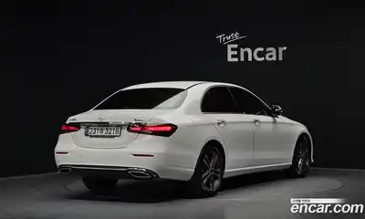 Mercedes-Benz E-Class 2021 2.0 Автомат в Москве № 764415, миниатюра 2