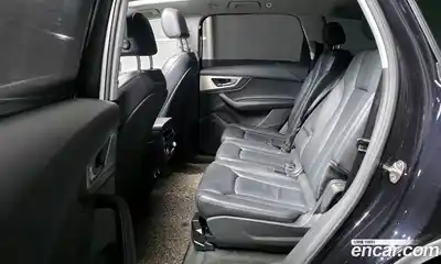 Audi Q7 2019 2.0 Автомат в Москве № 764940, миниатюра 12