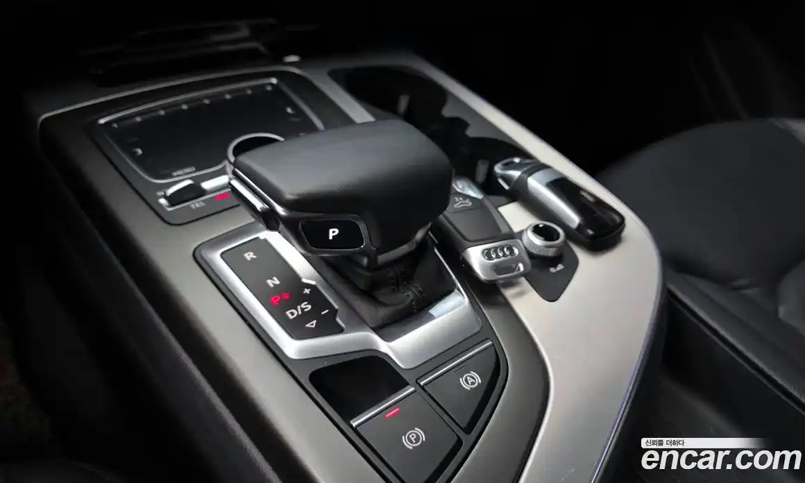 Audi Q7 2019 2.0 Автомат в Москве № 764940, фото 9