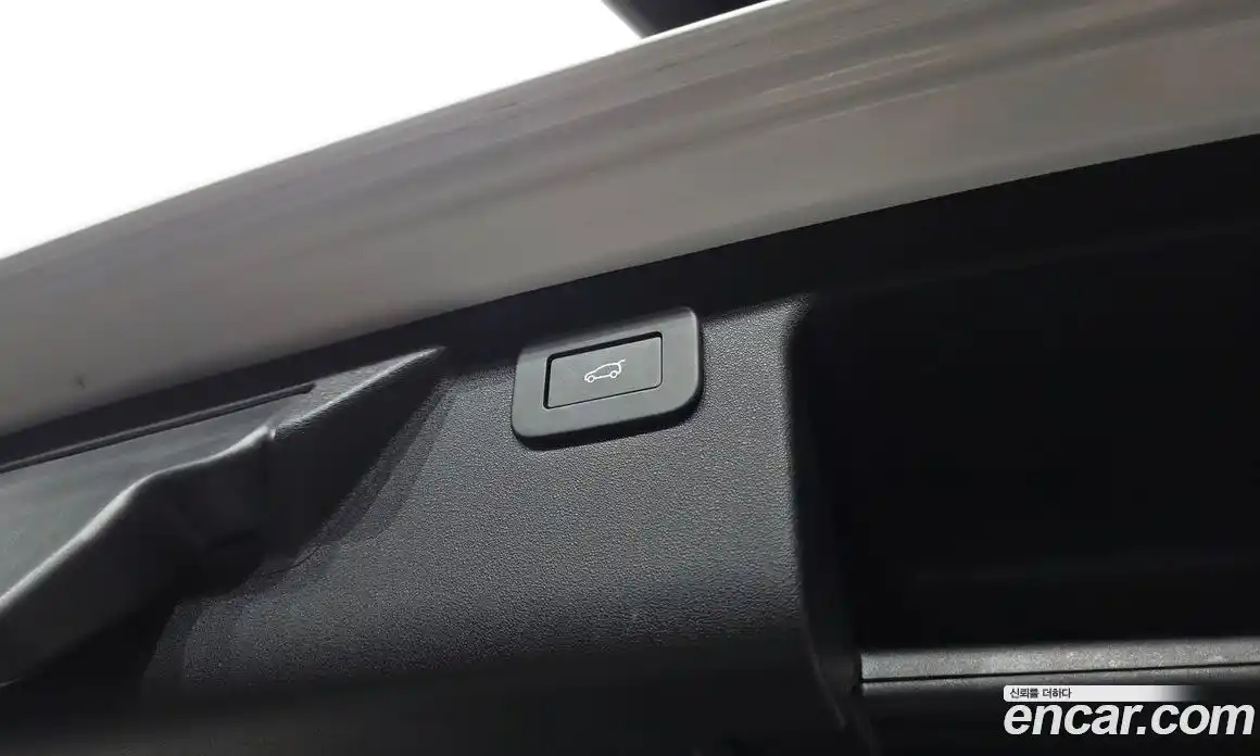 Land Rover Discovery Sport 2025 2.0 Автомат в Москве № 765940, фото 19