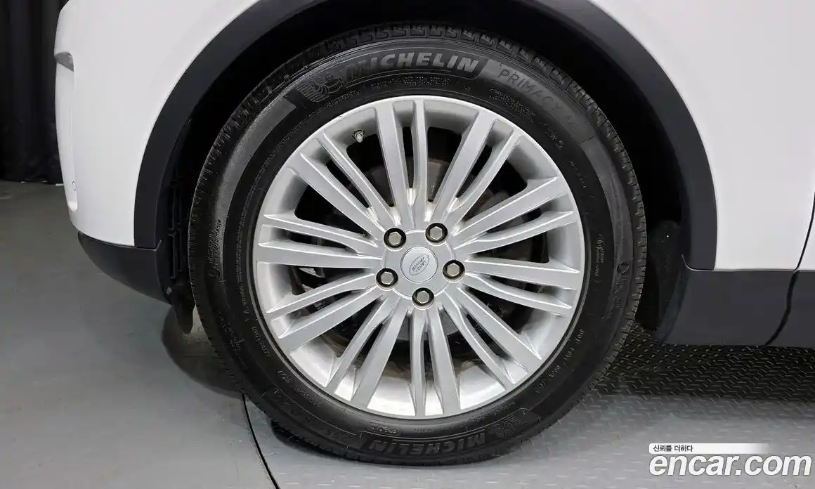 Land Rover Discovery 2018 3.0 Автомат в Москве № 766144, фото 5